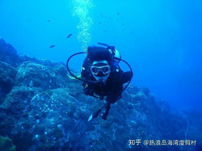 逃离空的老房子